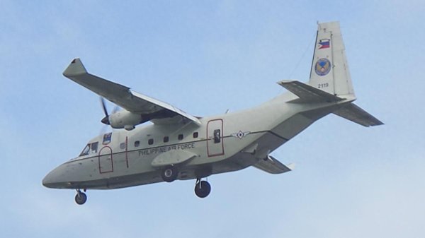 维海配资 太猖狂了，菲律宾出动两架军机，直闯中国黄岩岛，真不怕被击落？